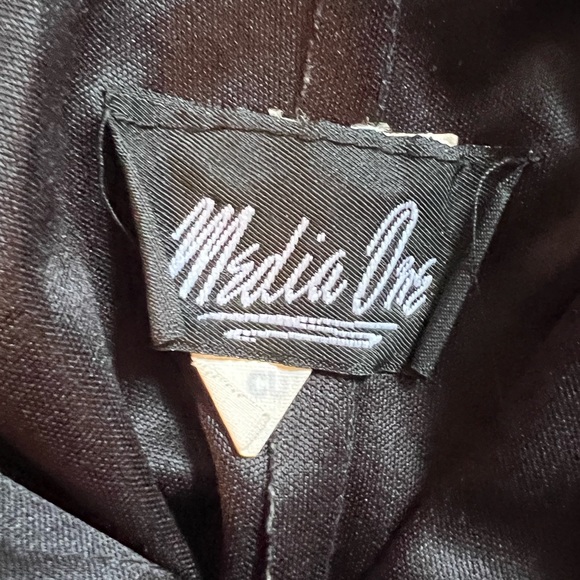 Media one black dress - Picture 9 of 9